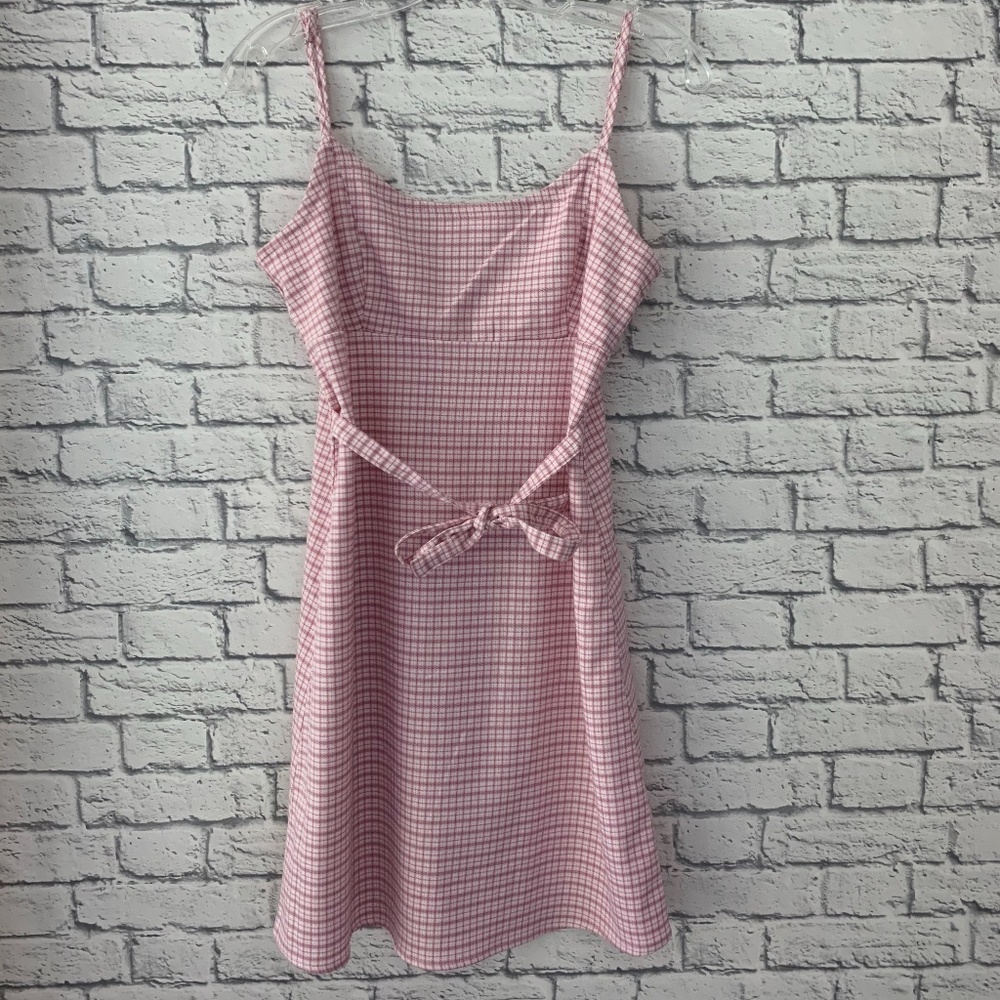Brandy Melville Pink and White tie front dress